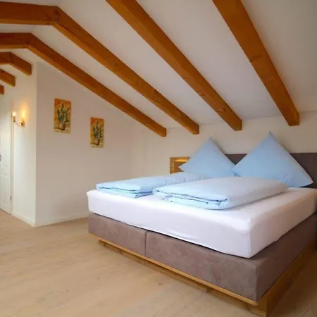Apartment In Mit Grossem Balkon *